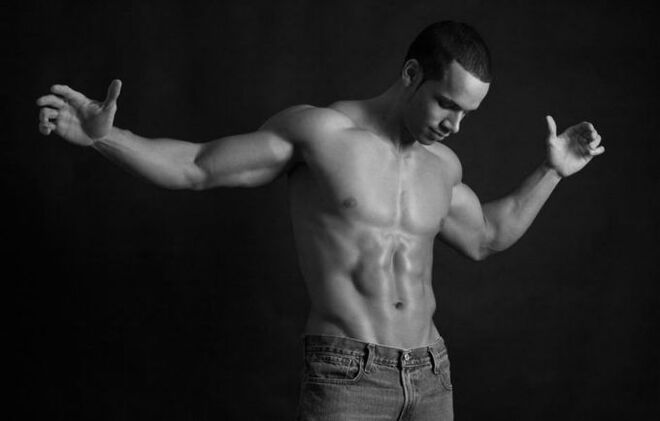 hombre que quiere aumentar el tamaño del pene